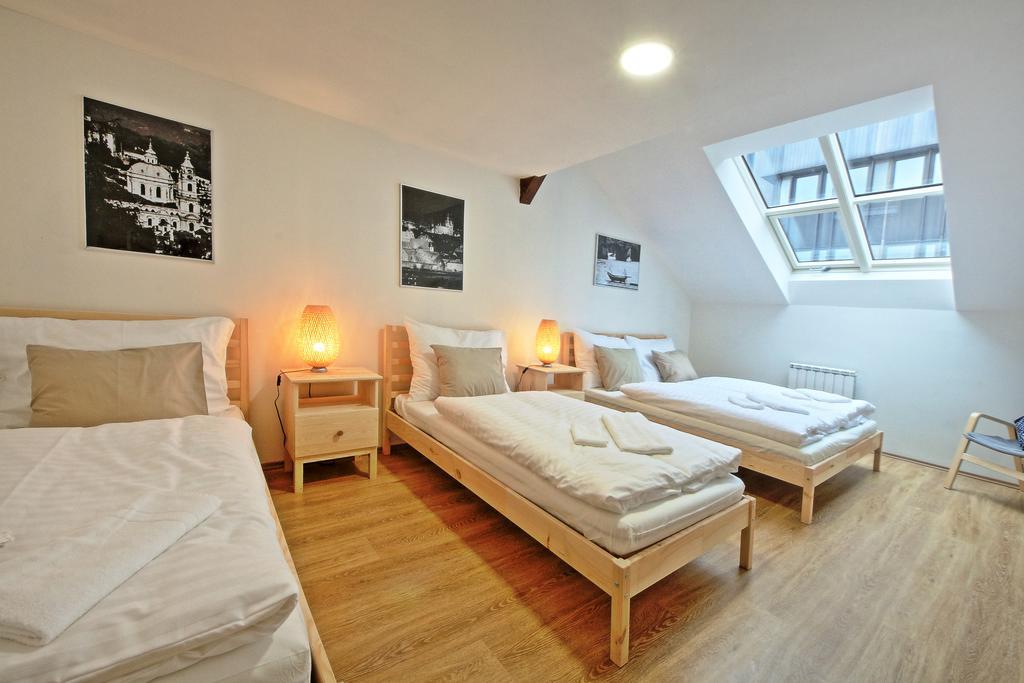 Nabo Apartments Praha Ruang foto