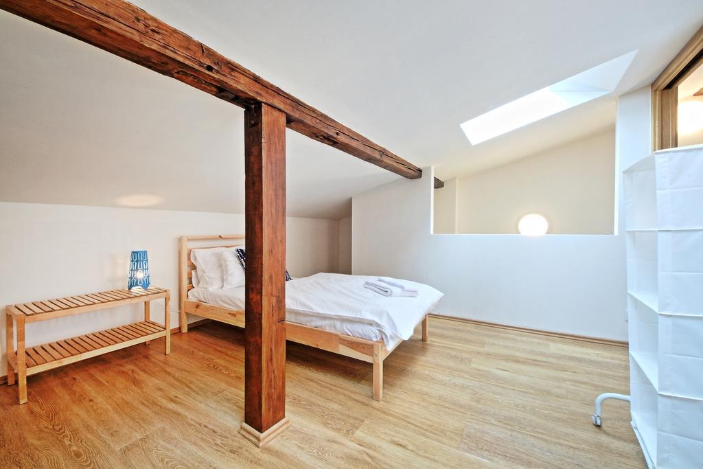 Nabo Apartments Praha Bagian luar foto