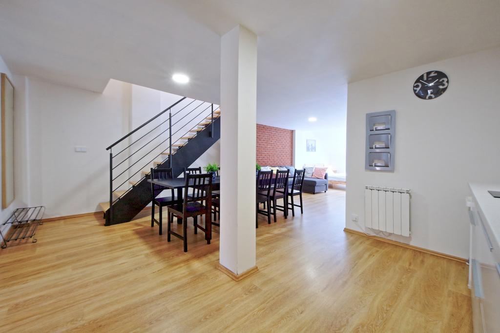 Nabo Apartments Praha Bagian luar foto