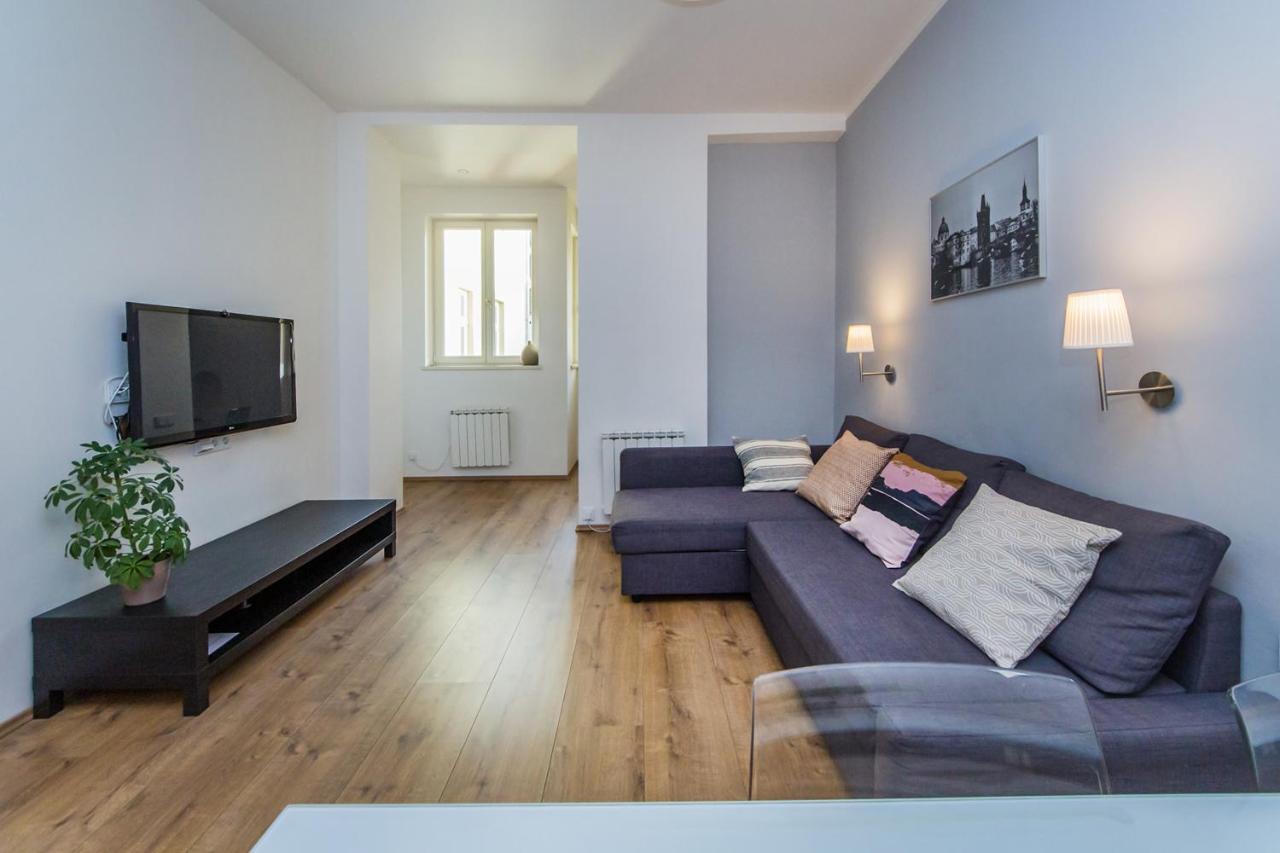 Nabo Apartments Praha Bagian luar foto