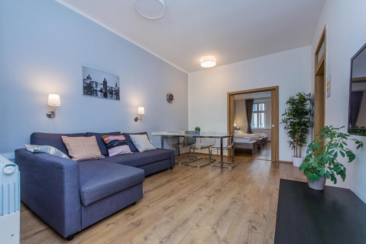 Nabo Apartments Praha Bagian luar foto